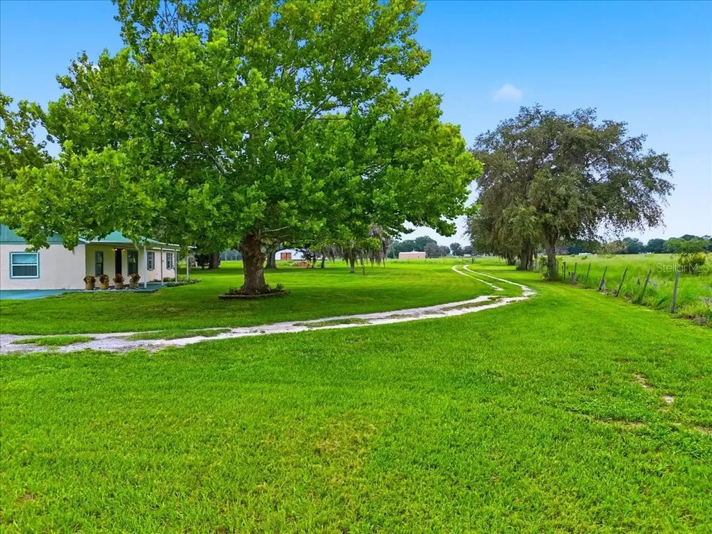 1645 Hwy 630 W Frostproof FL 33843