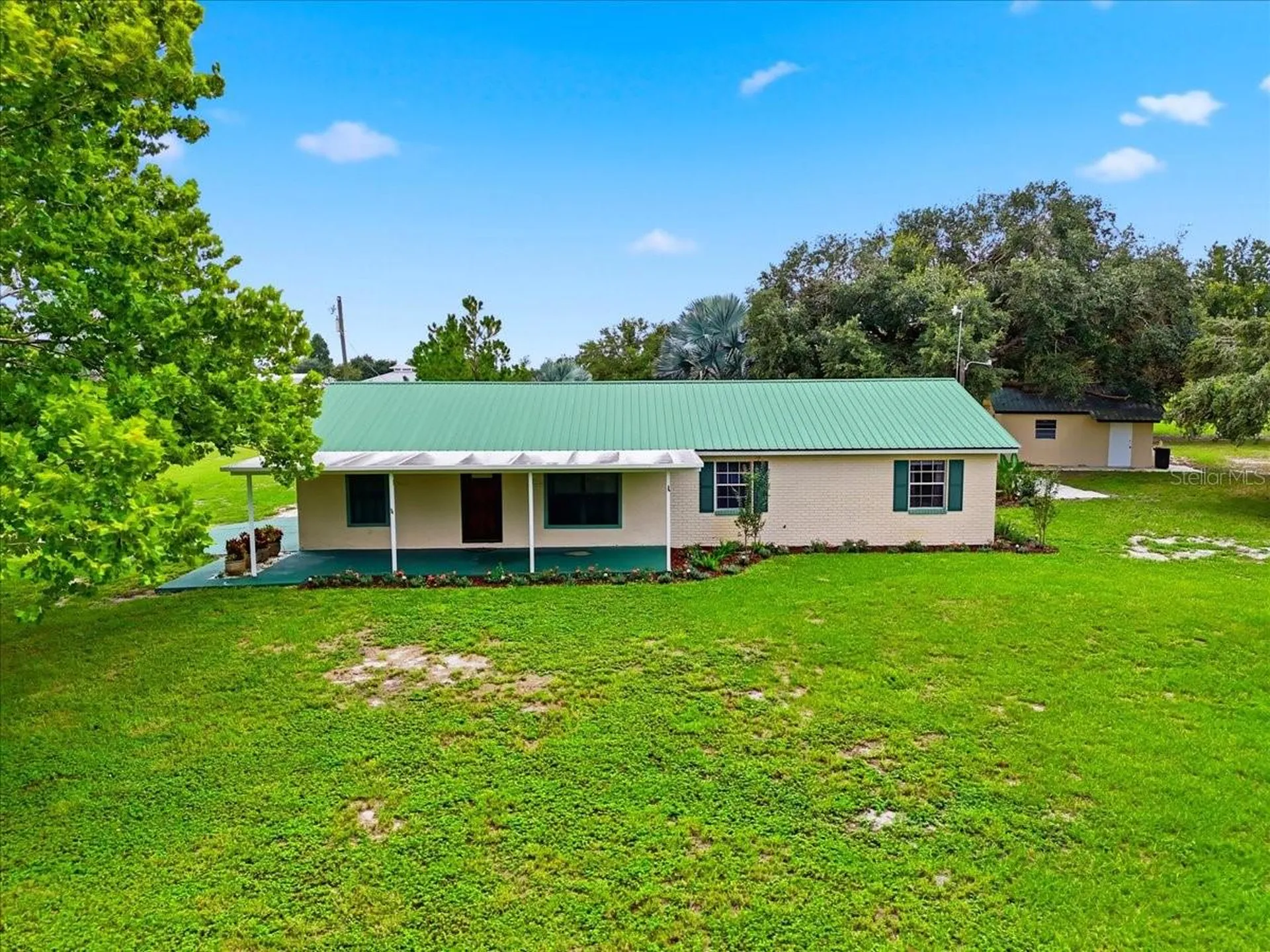1645 Hwy 630 W Frostproof FL 33843