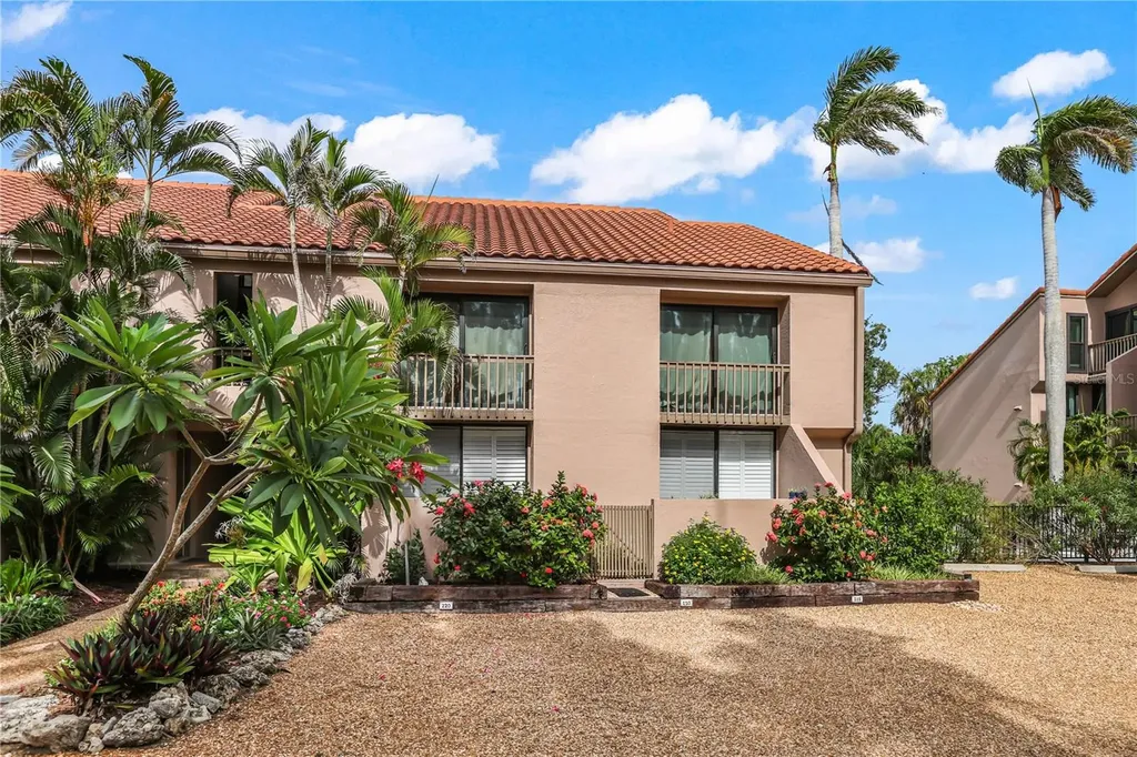 220 Pass Key Road Sarasota FL 34242