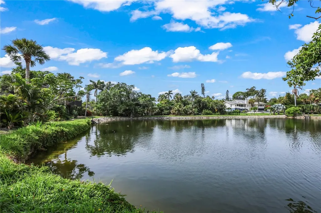 220 Pass Key Road Sarasota FL 34242