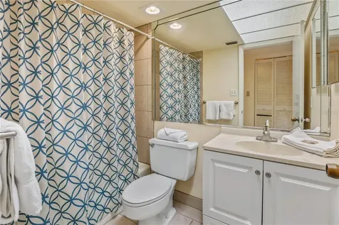 220 Pass Key Road Sarasota FL 34242