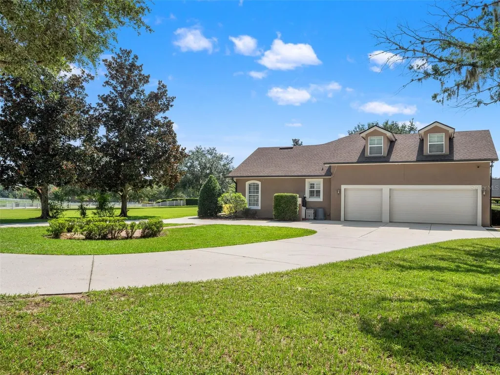 351 Kentucky Blue Circle Apopka FL 32712