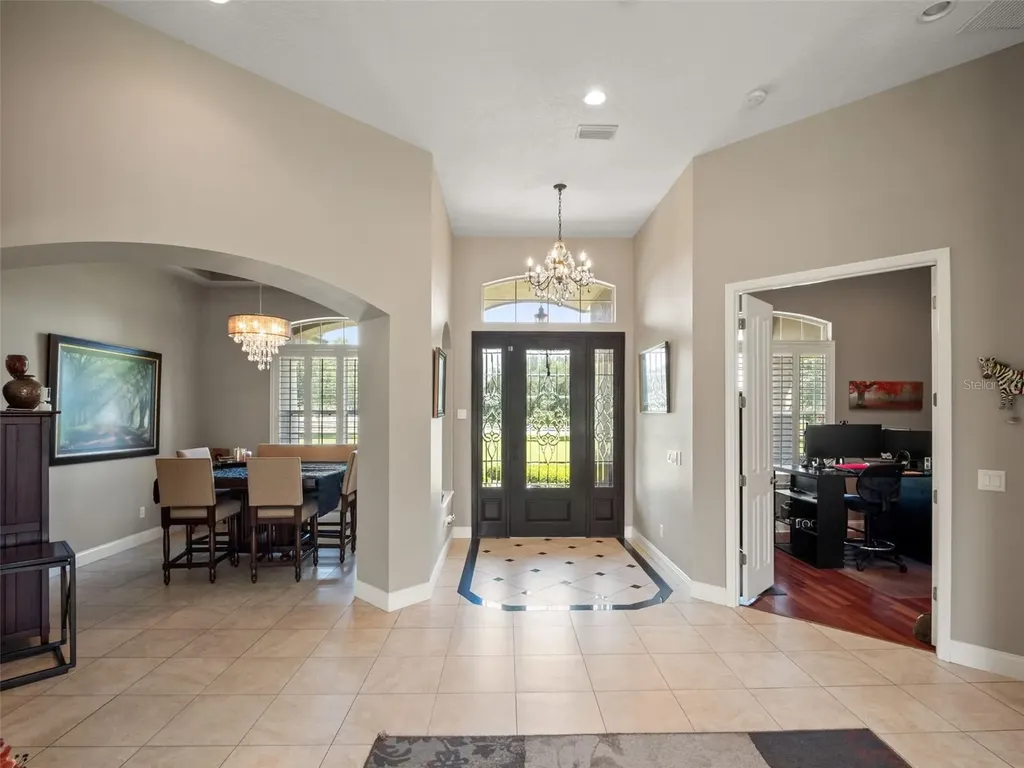 351 Kentucky Blue Circle Apopka FL 32712