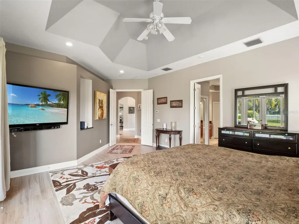 351 Kentucky Blue Circle Apopka FL 32712