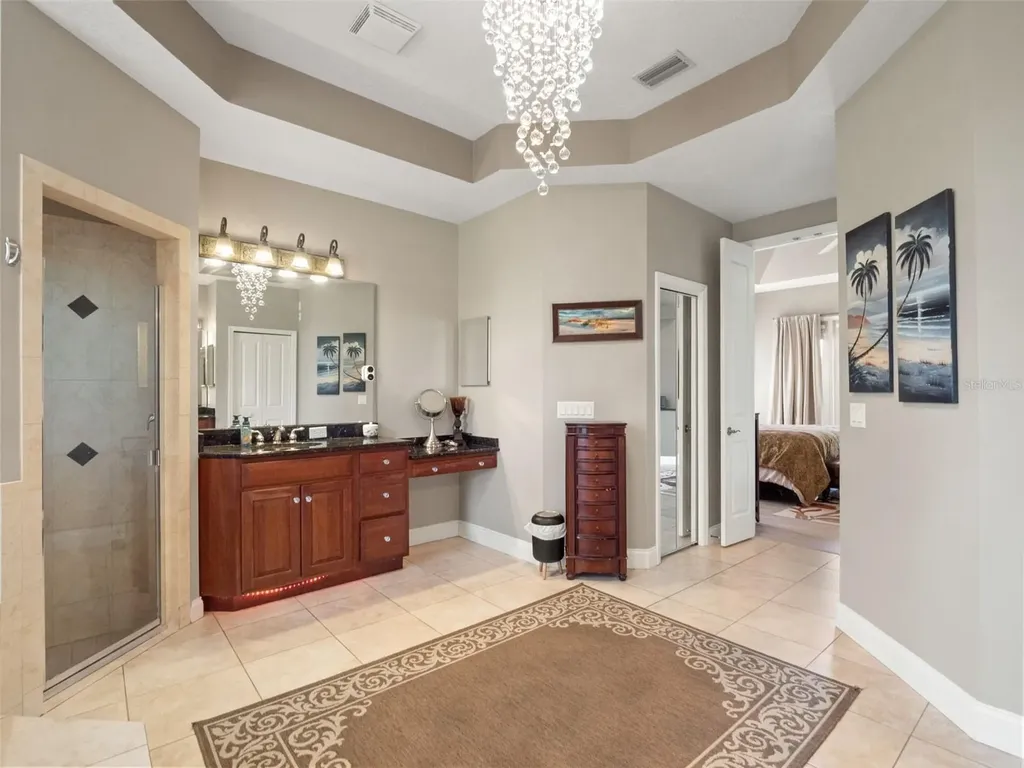 351 Kentucky Blue Circle Apopka FL 32712