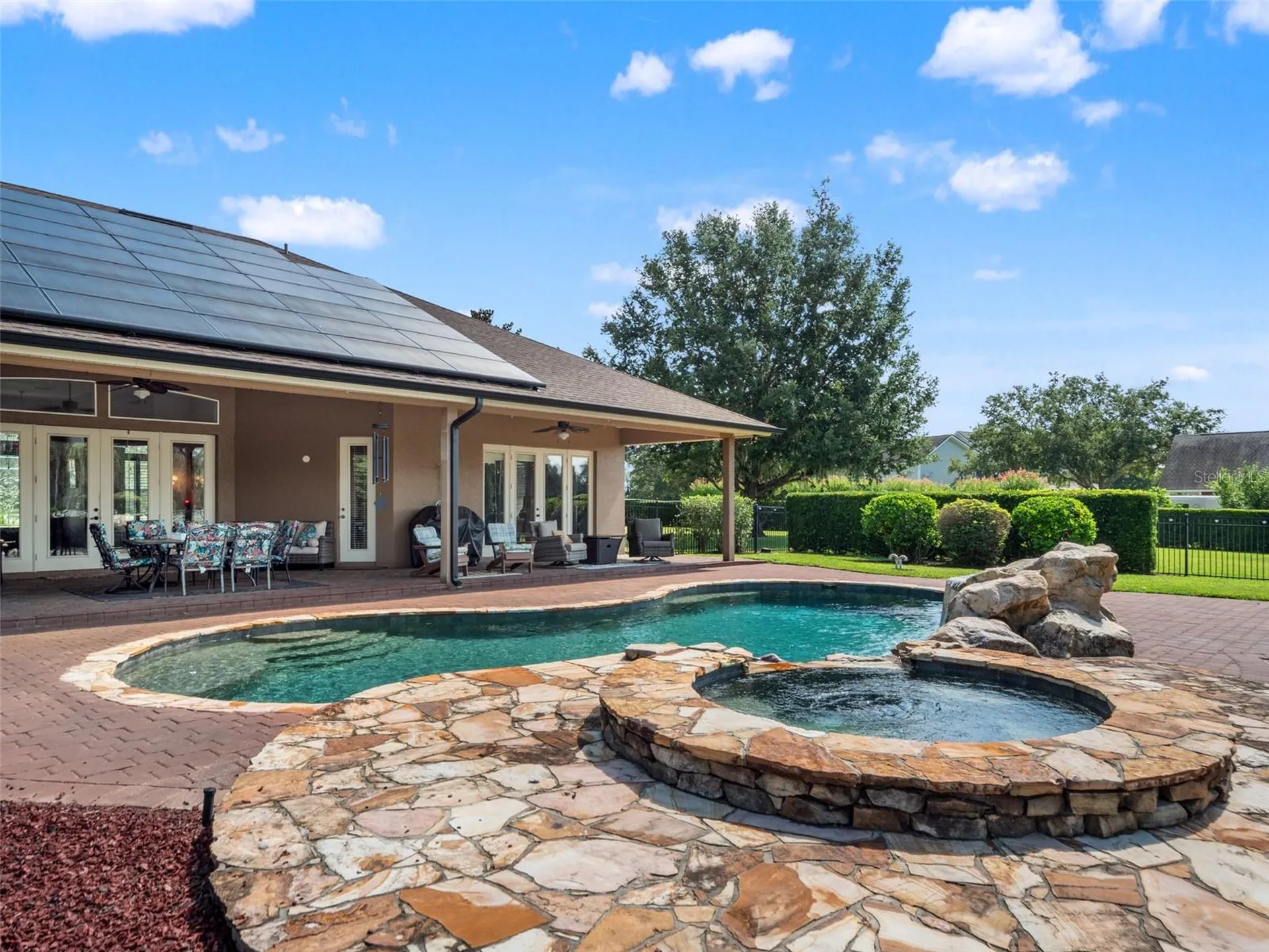 351 Kentucky Blue Circle Apopka FL 32712