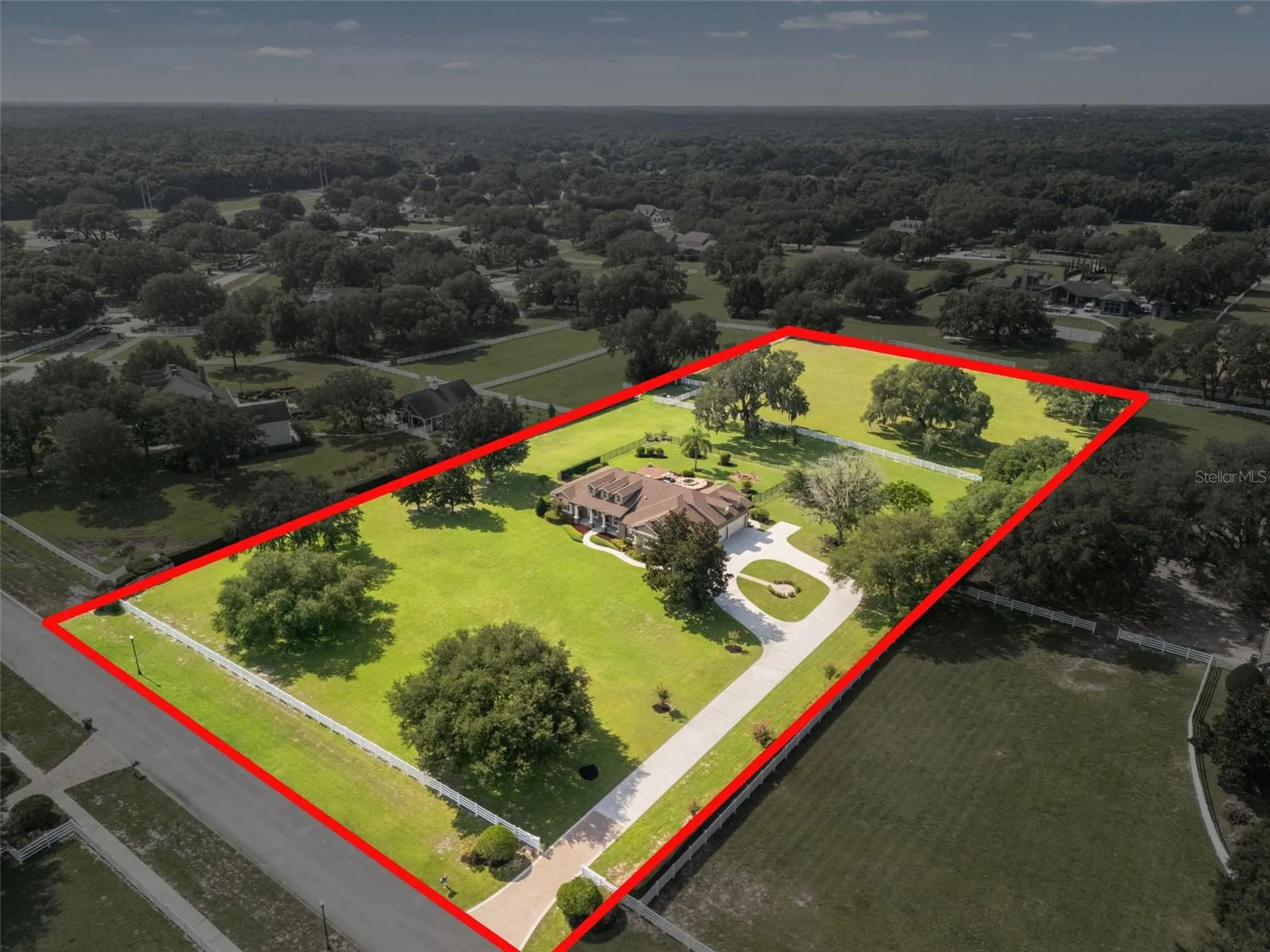 351 Kentucky Blue Circle Apopka FL 32712