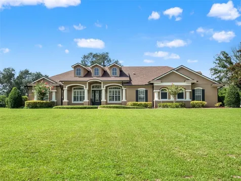 351 Kentucky Blue Circle Apopka FL 32712