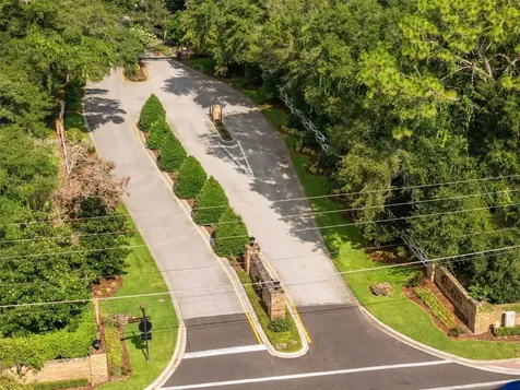 351 Kentucky Blue Circle Apopka FL 32712