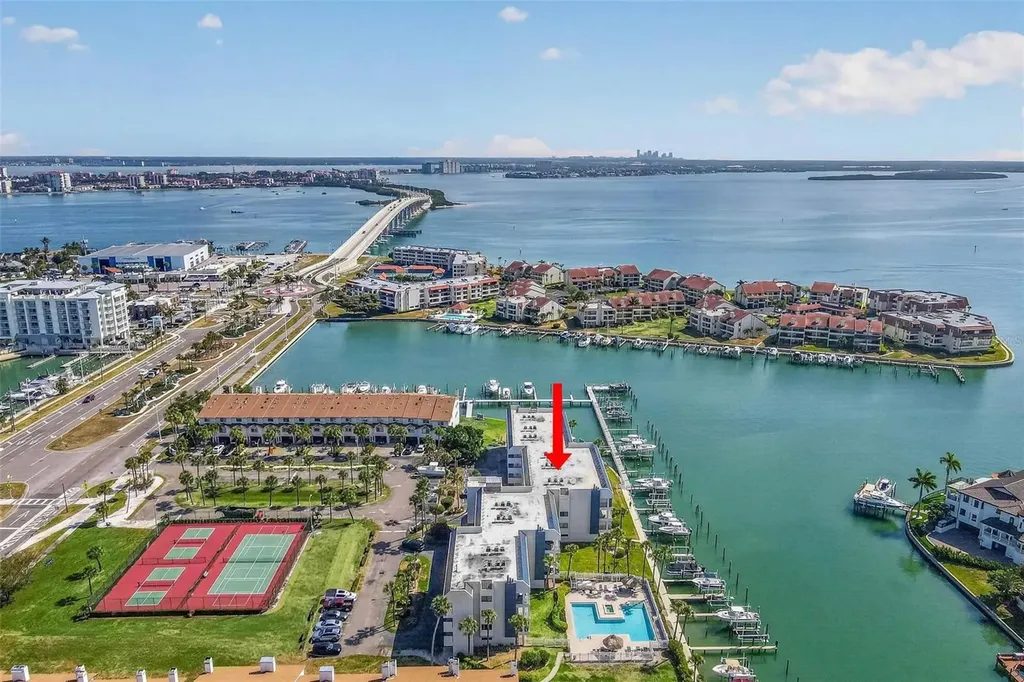 363 Pinellas Bayway S St Petersburg FL 33715