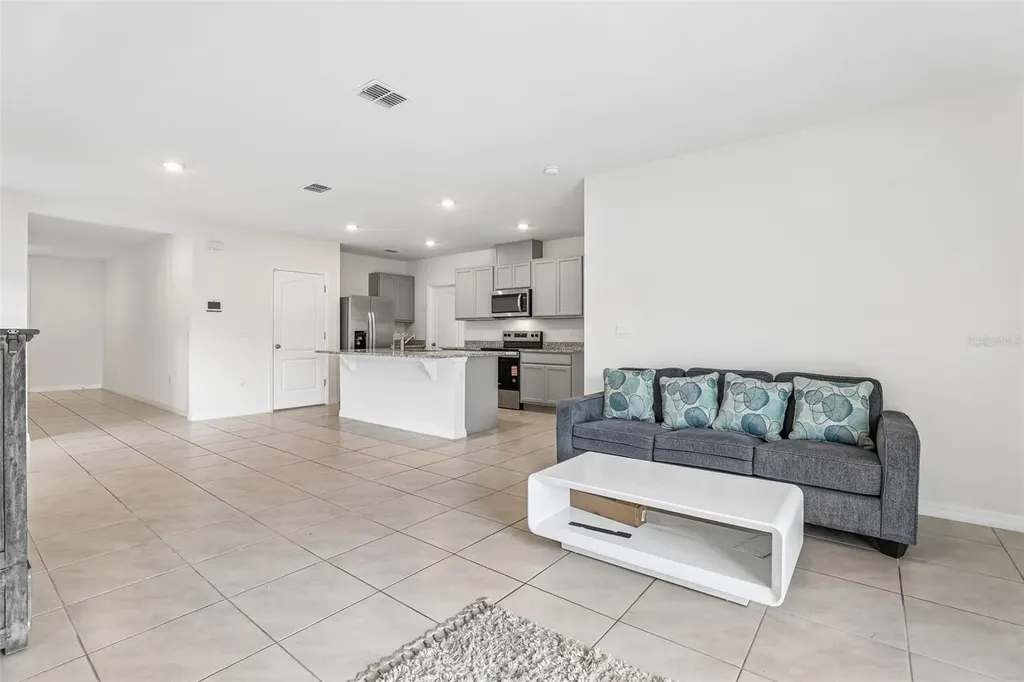 2945 Elio Hammock Drive Harmony FL 34773