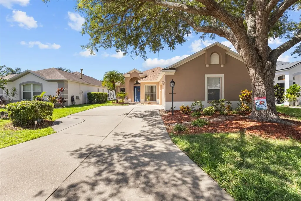 12530 Rockrose Glen Bradenton FL 34202