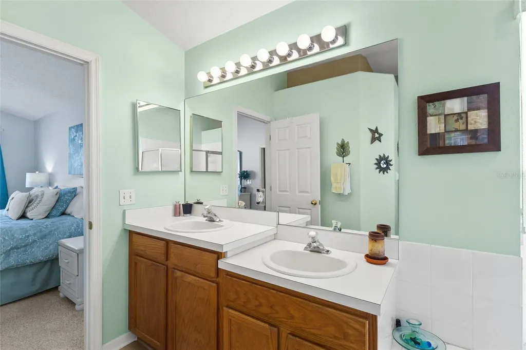 12530 Rockrose Glen Bradenton FL 34202
