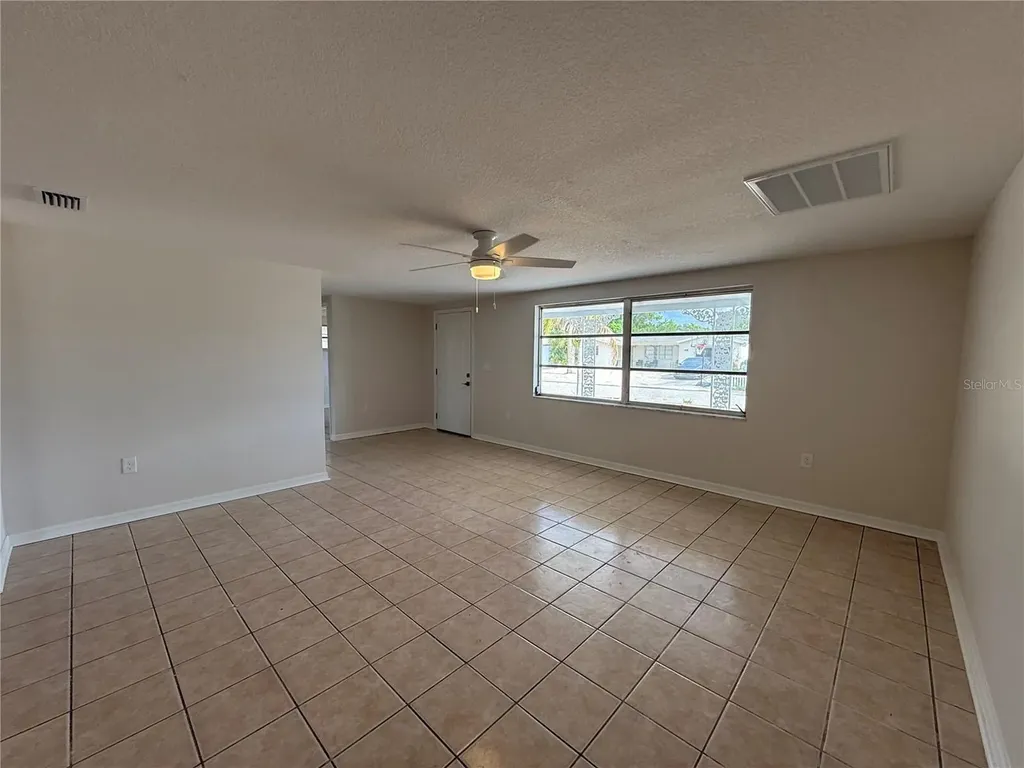 5241 Sparrow Drive Holiday FL 34690