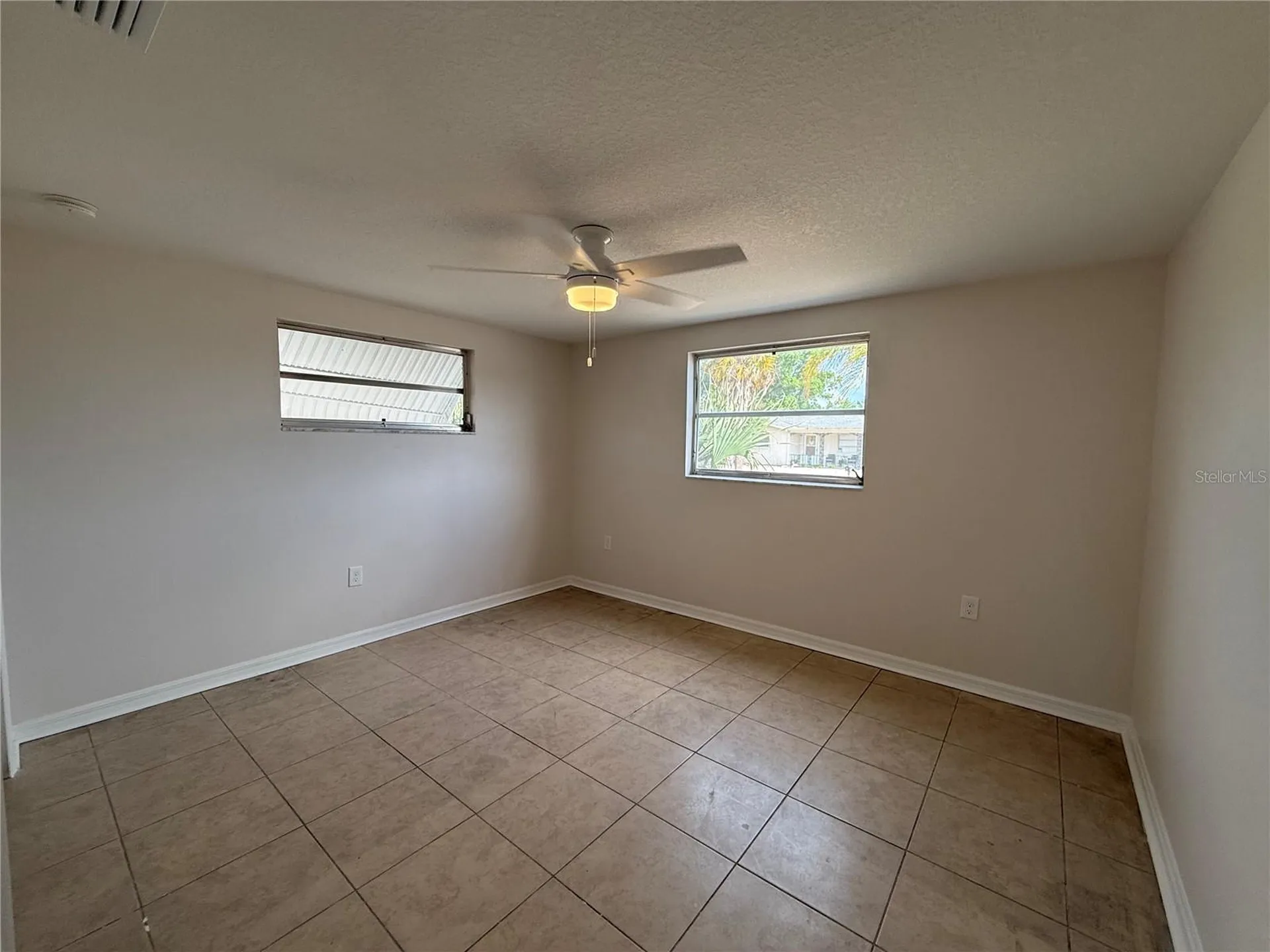 5241 Sparrow Drive Holiday FL 34690