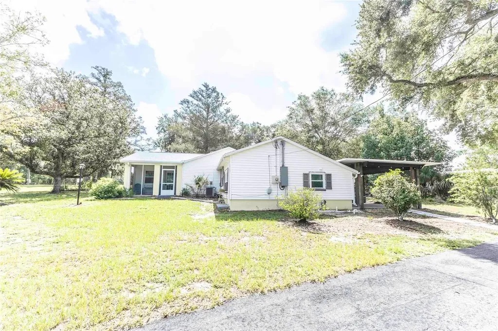 11302 SE Highway 42 Highway Summerfield FL 34491