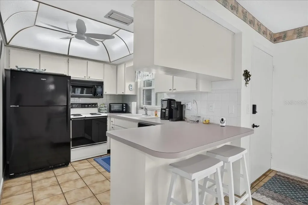 1250 S Pinellas Avenue Tarpon Springs FL 34689