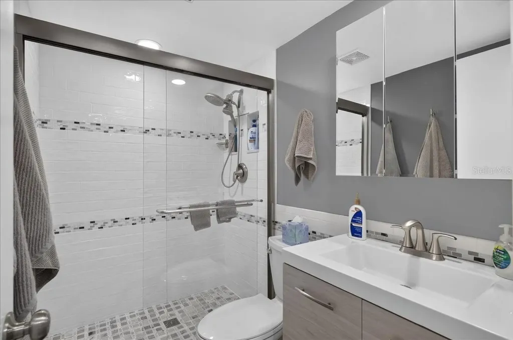 1250 S Pinellas Avenue Tarpon Springs FL 34689