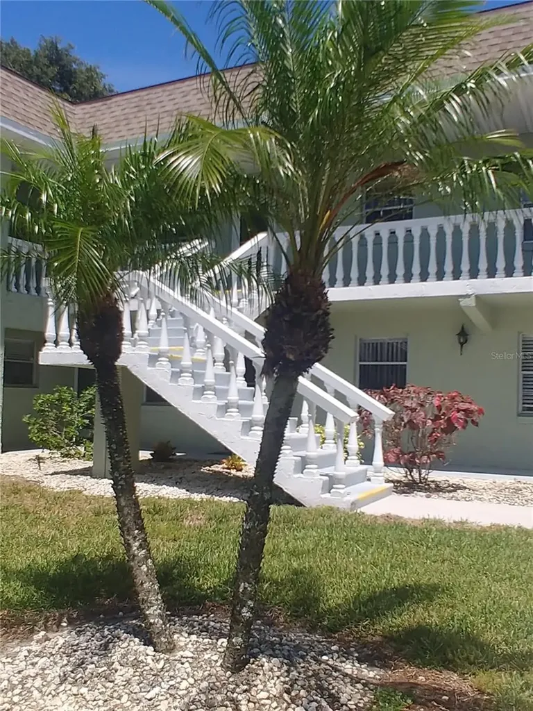 1250 S Pinellas Avenue Tarpon Springs FL 34689