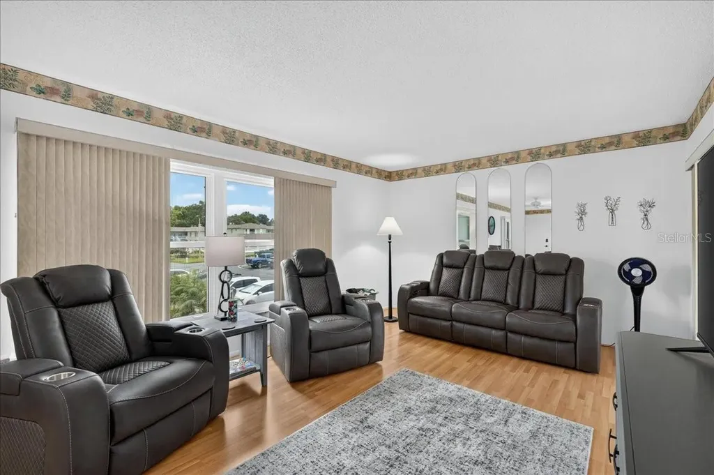 1250 S Pinellas Avenue Tarpon Springs FL 34689