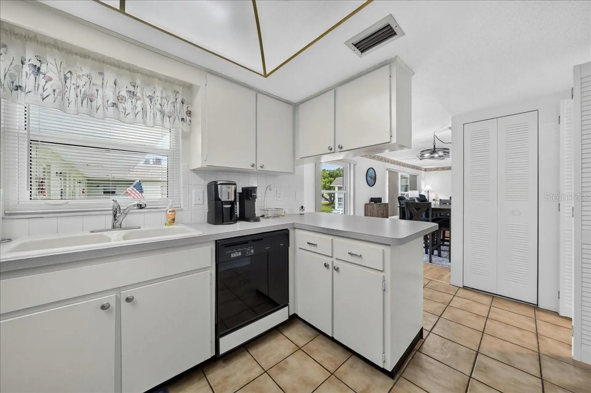 1250 S Pinellas Avenue Tarpon Springs FL 34689