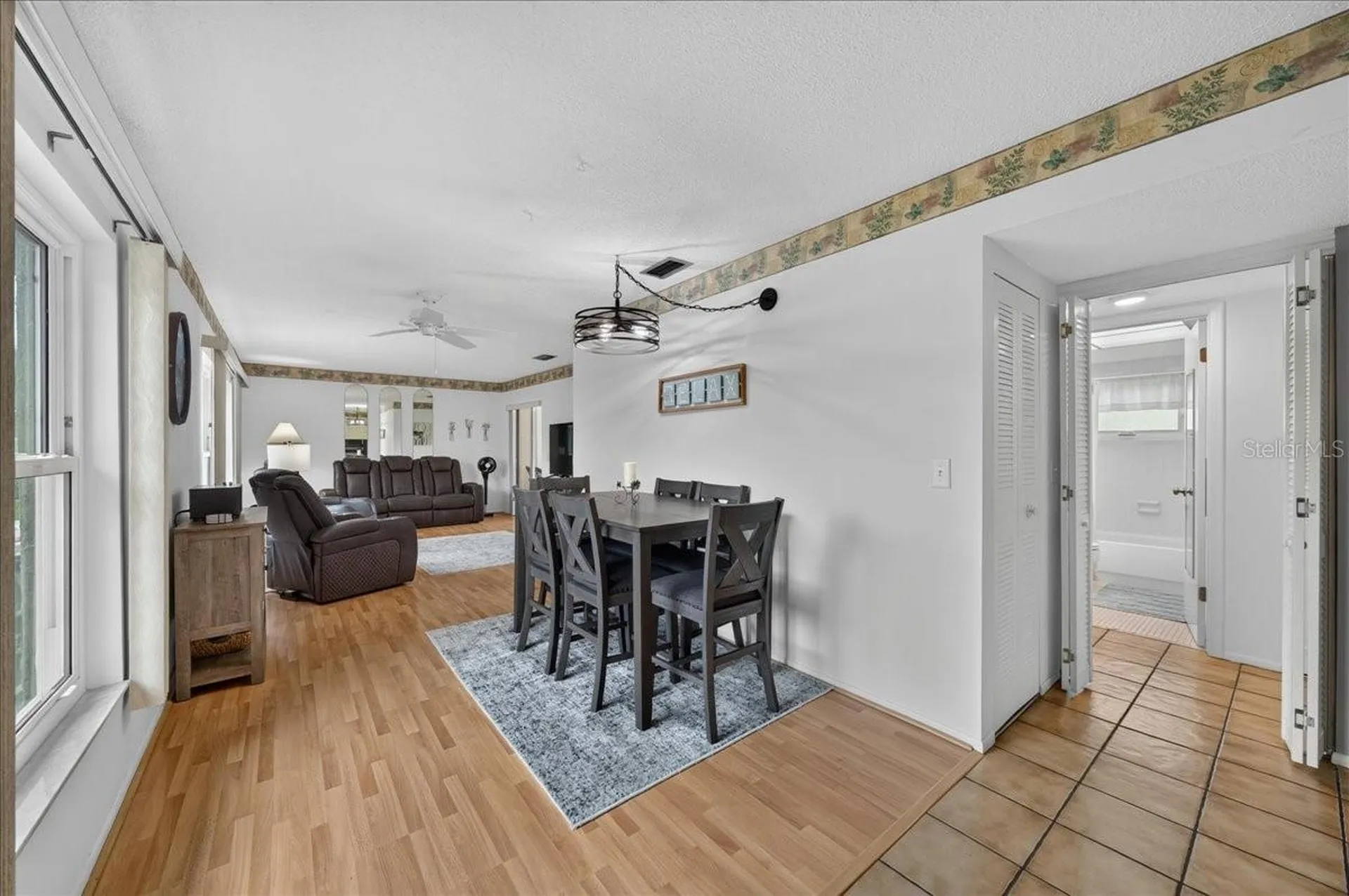 1250 S Pinellas Avenue Tarpon Springs FL 34689