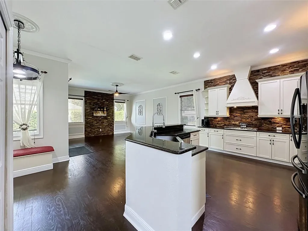 2705 Knightsbridge Road Clermont FL 34711