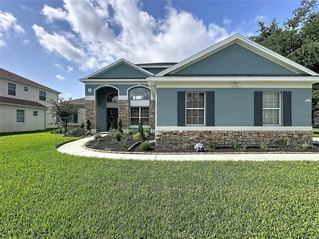 2705 Knightsbridge Road Clermont FL 34711