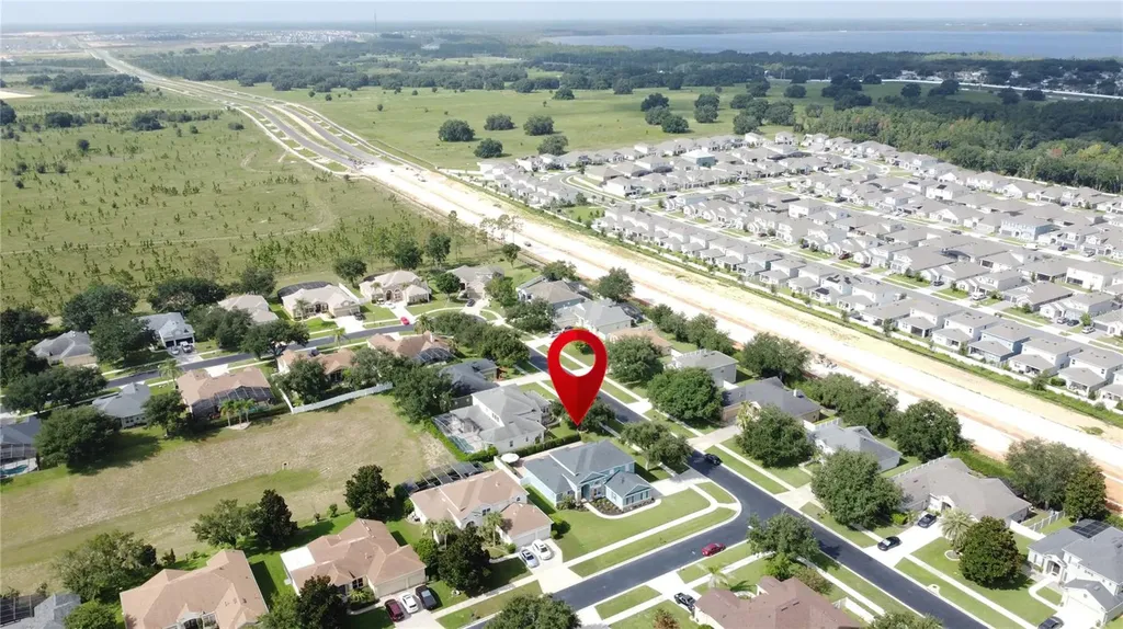 2705 Knightsbridge Road Clermont FL 34711