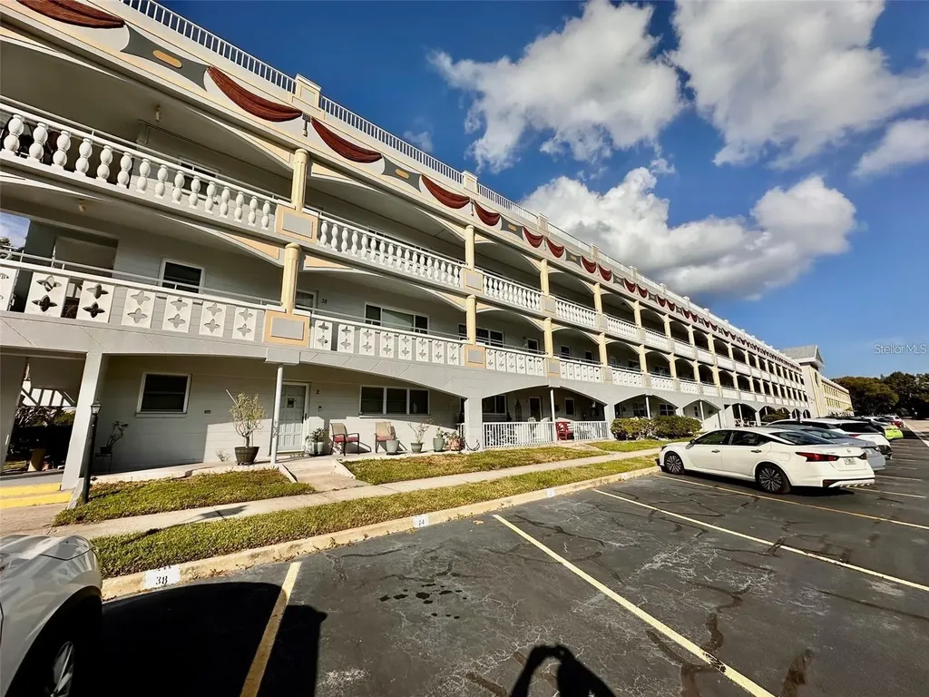2460 Franciscan Drive Clearwater FL 33763