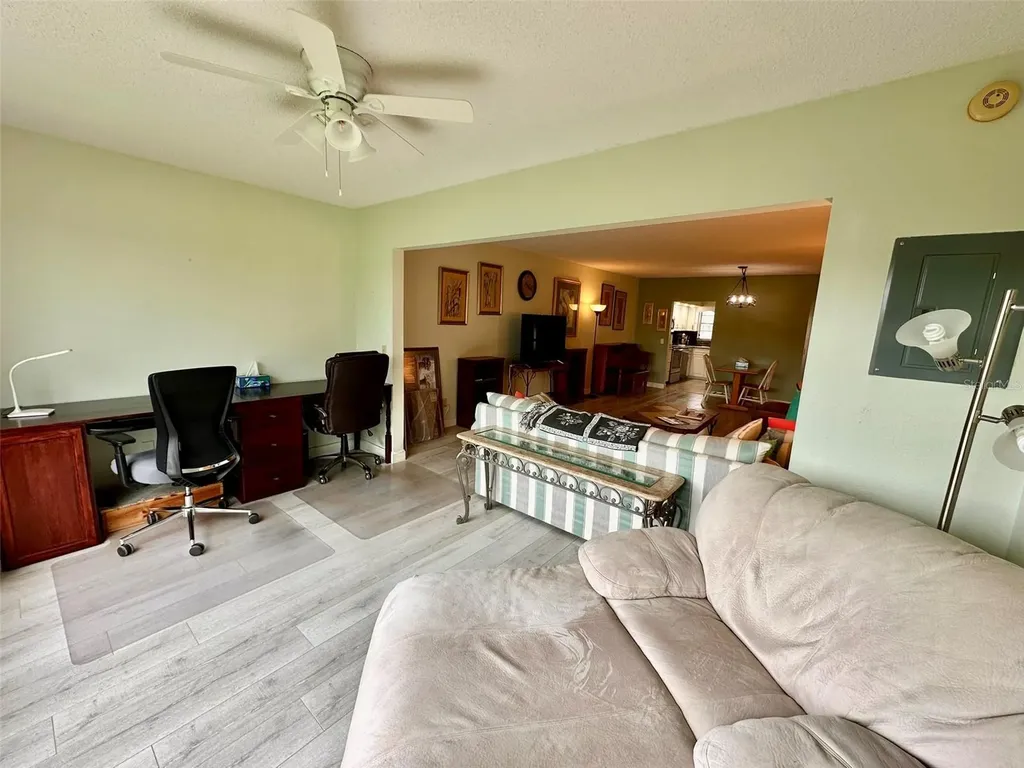 2460 Franciscan Drive Clearwater FL 33763