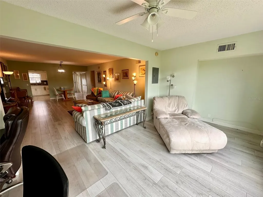 2460 Franciscan Drive Clearwater FL 33763