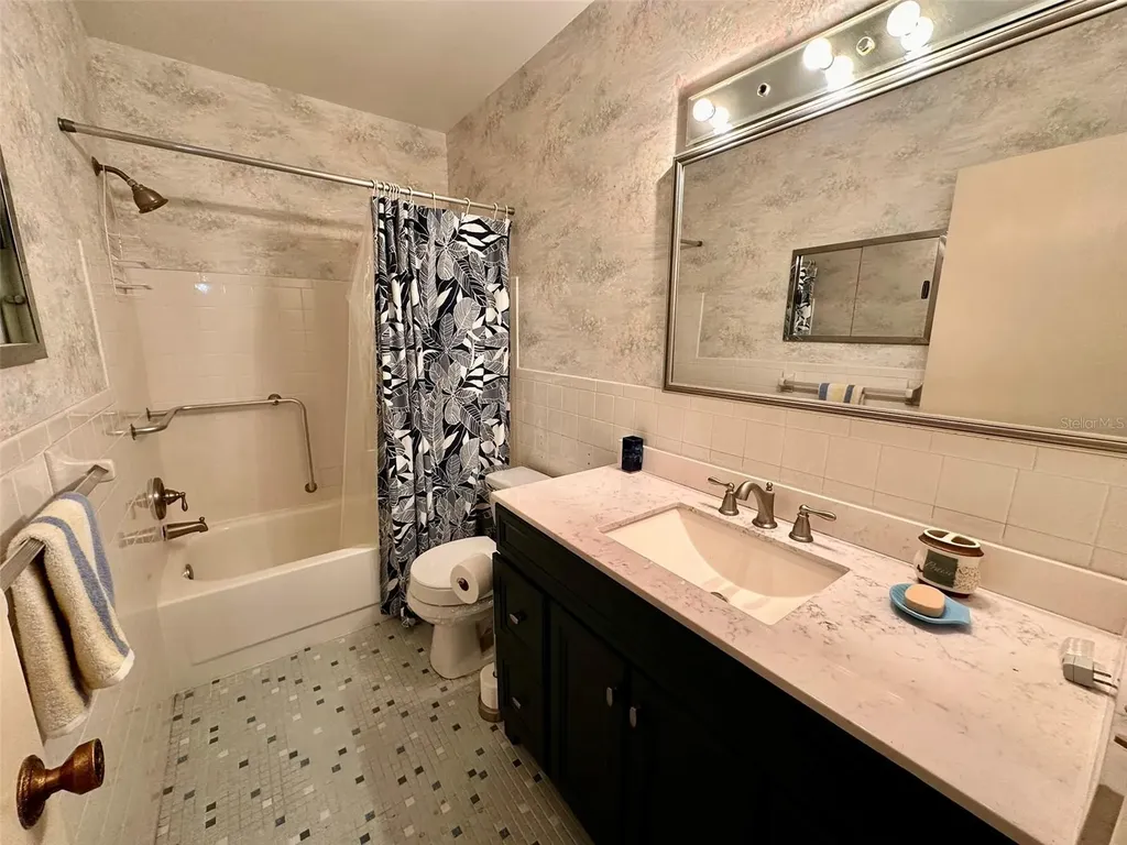 2460 Franciscan Drive Clearwater FL 33763