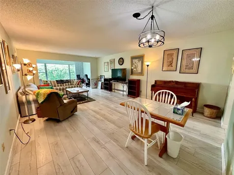 2460 Franciscan Drive Clearwater FL 33763