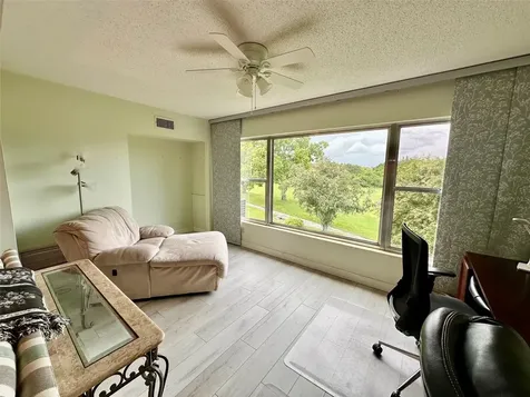 2460 Franciscan Drive Clearwater FL 33763