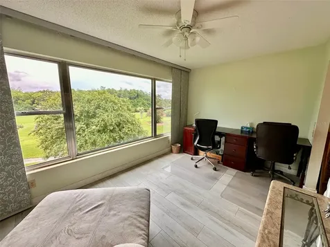 2460 Franciscan Drive Clearwater FL 33763