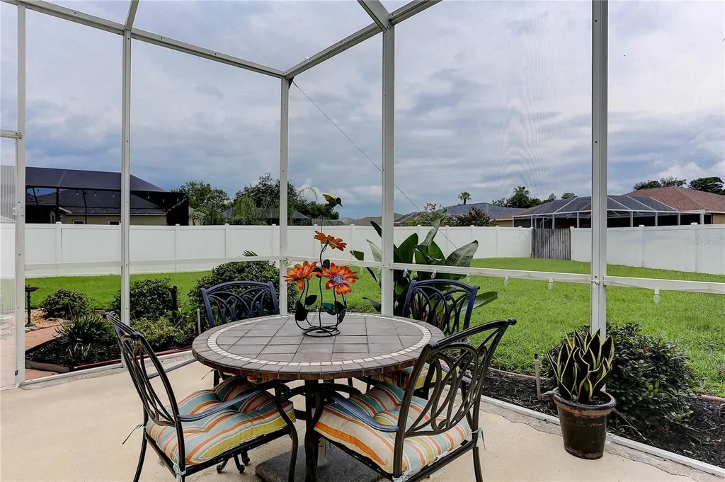 3815 Red Bluff Court Wesley Chapel FL 33543