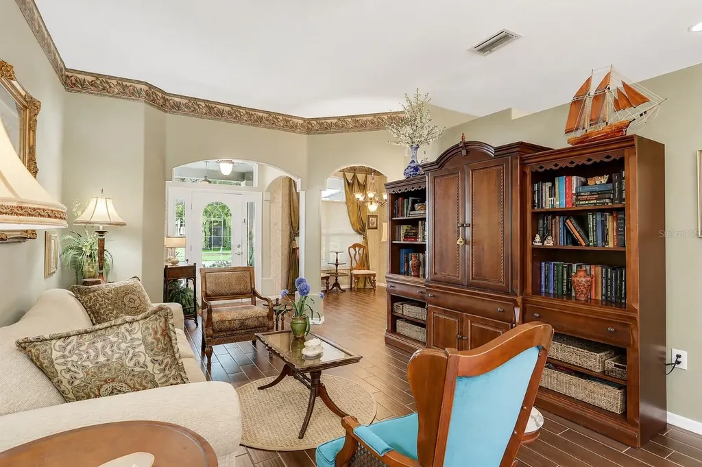 3815 Red Bluff Court Wesley Chapel FL 33543