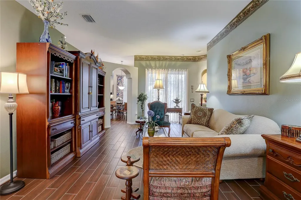 3815 Red Bluff Court Wesley Chapel FL 33543