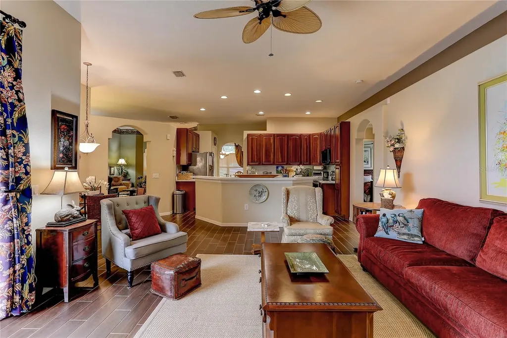3815 Red Bluff Court Wesley Chapel FL 33543