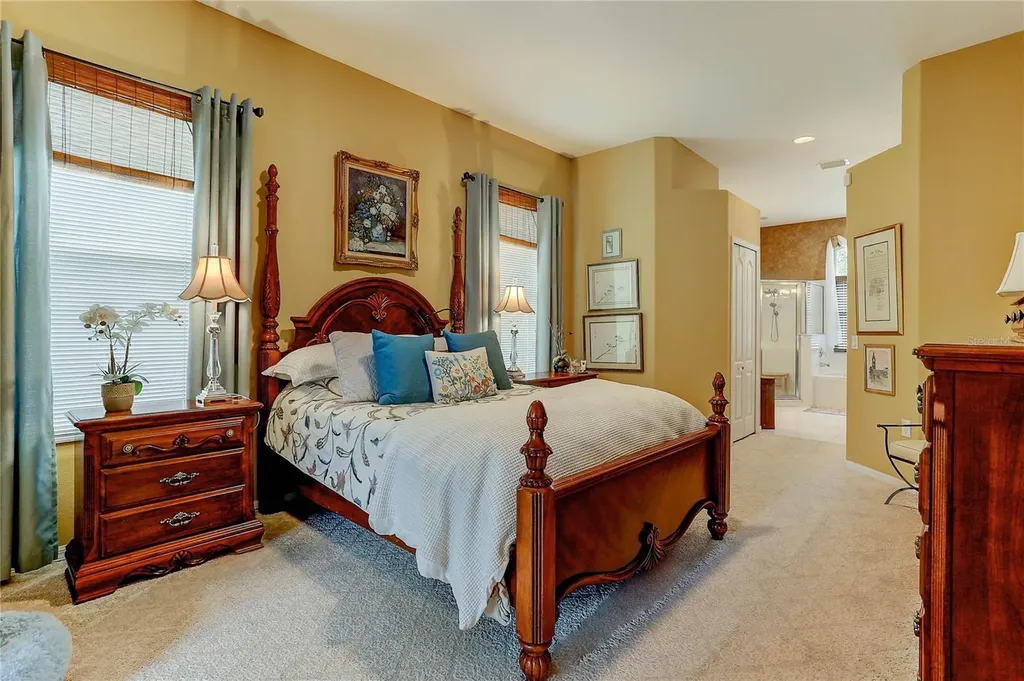 3815 Red Bluff Court Wesley Chapel FL 33543