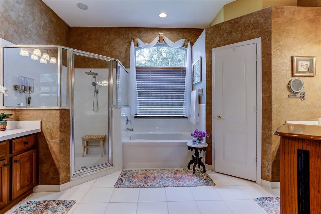 3815 Red Bluff Court Wesley Chapel FL 33543