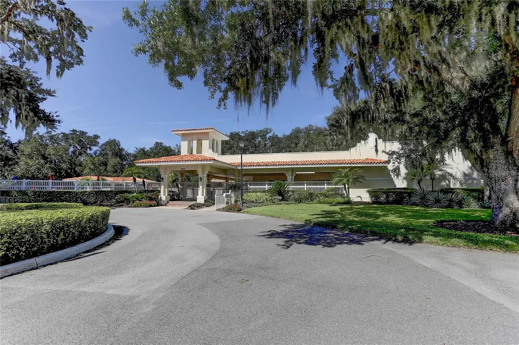 3815 Red Bluff Court Wesley Chapel FL 33543