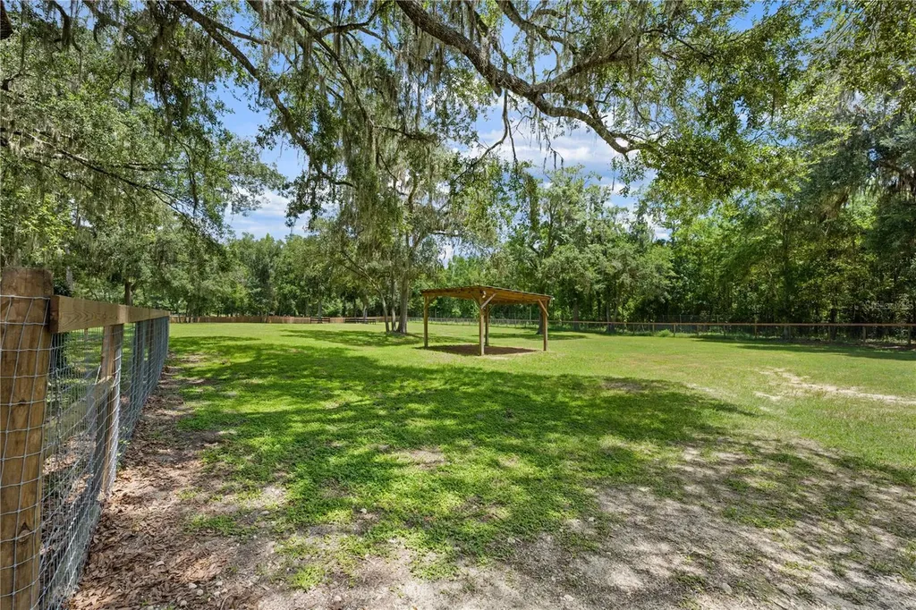 18251 NW 141st Avenue Williston FL 32696