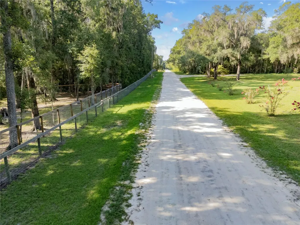 18251 NW 141st Avenue Williston FL 32696