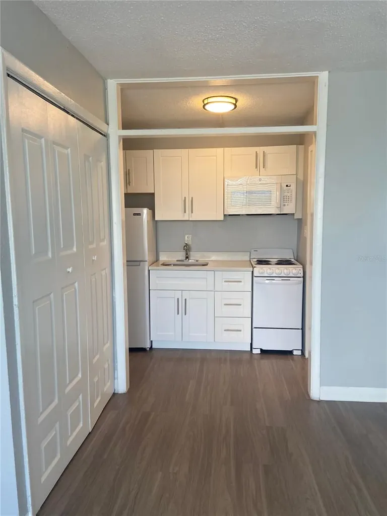 515 Bon Air Street Lakeland FL 33805