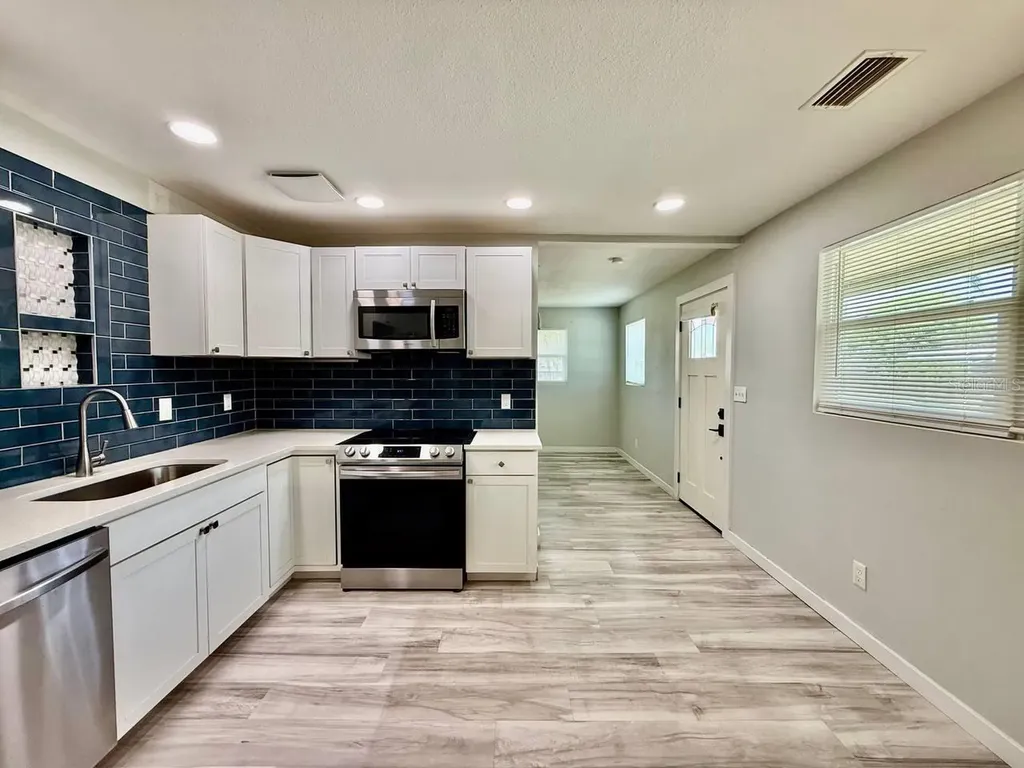 4406 W Trilby Avenue Tampa FL 33616