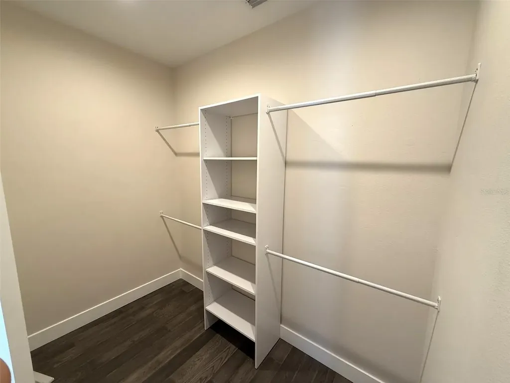 4910 W Mcelroy Avenue Tampa FL 33611