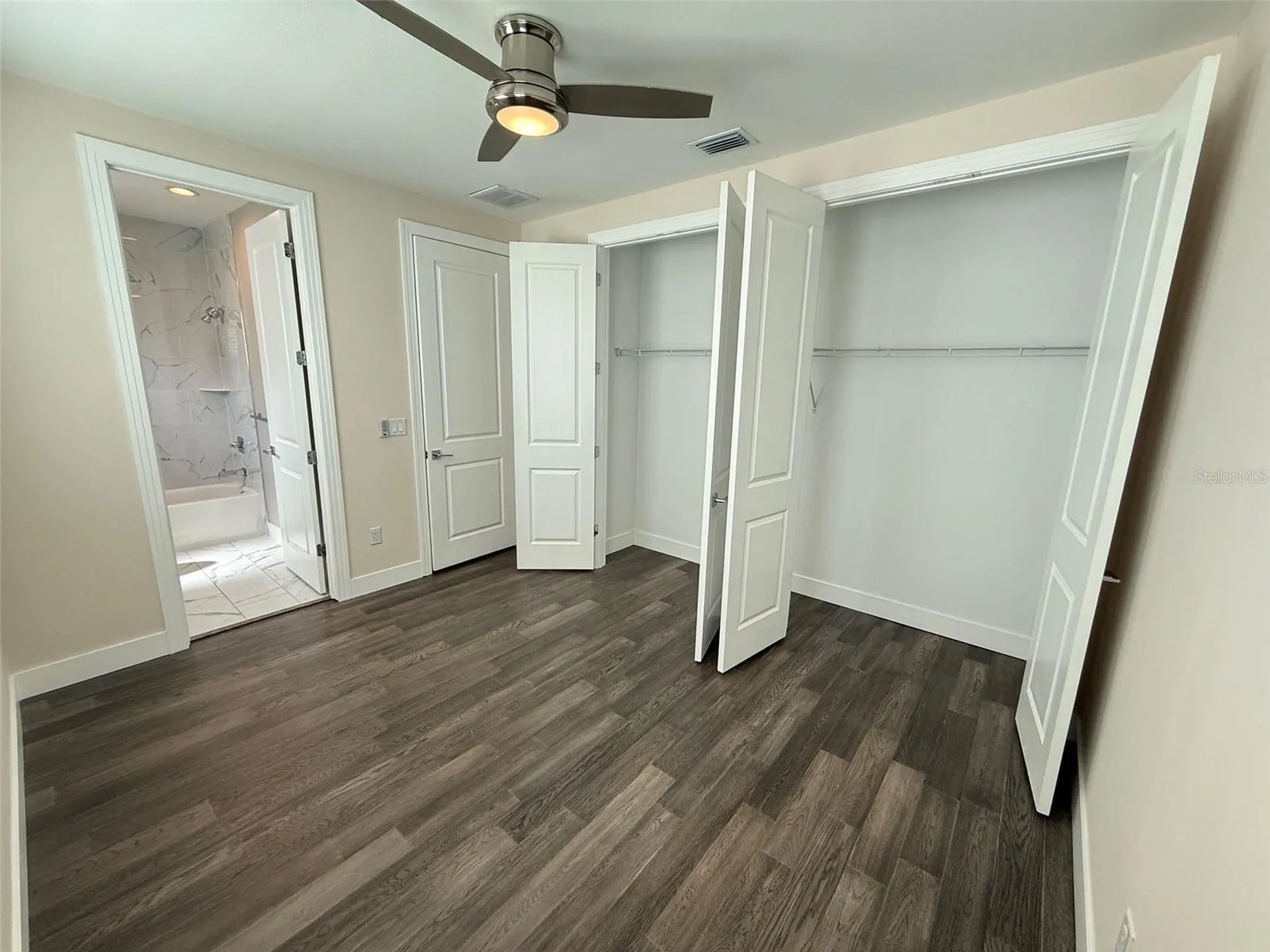 4910 W Mcelroy Avenue Tampa FL 33611