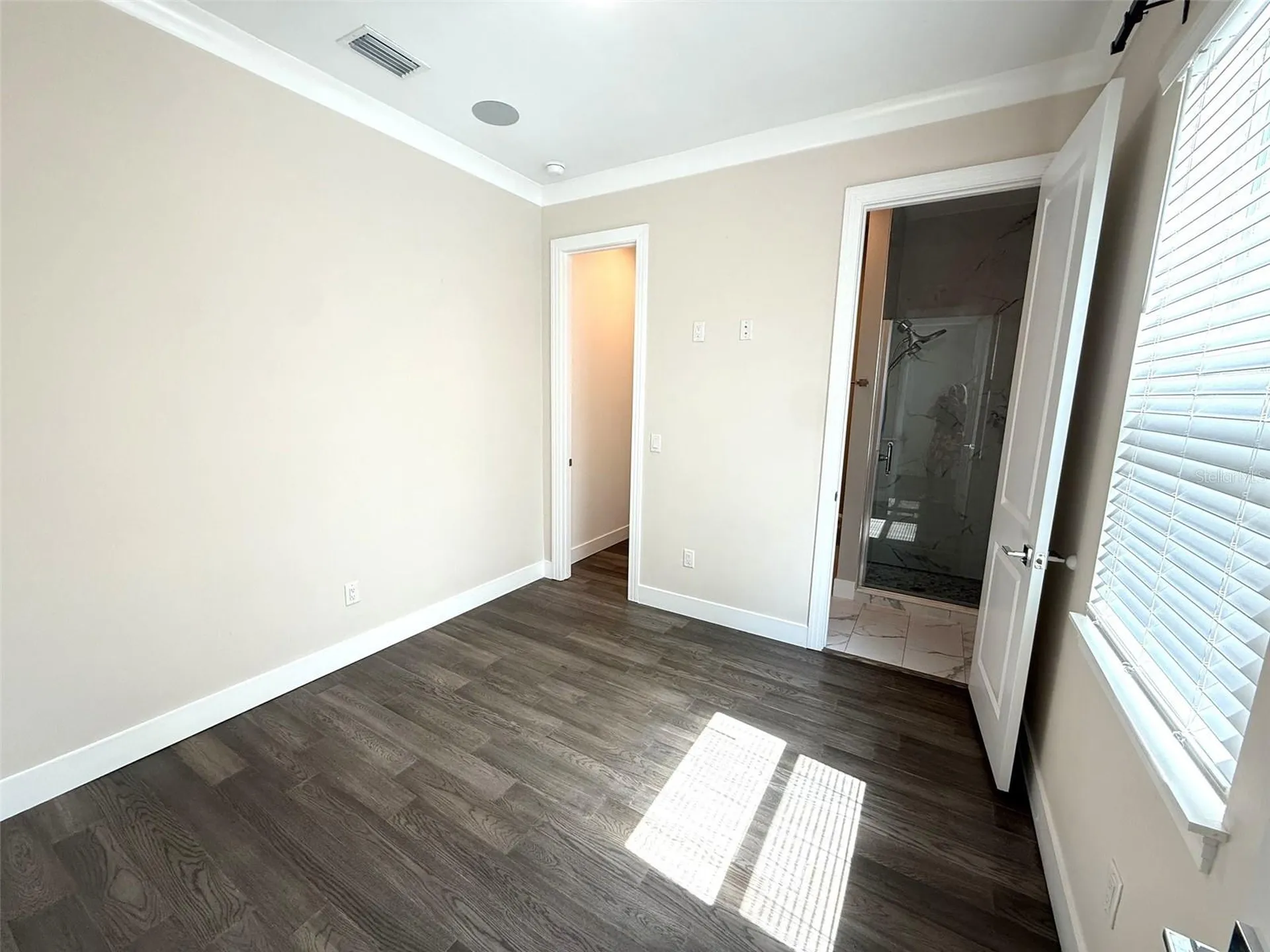 4910 W Mcelroy Avenue Tampa FL 33611